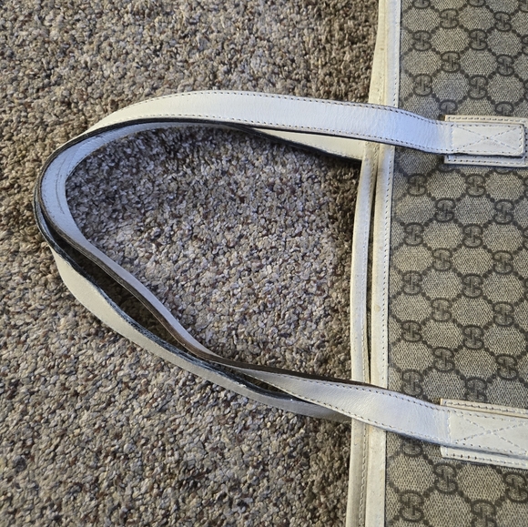Gucci Gray Monogram Tote Bag - Picture 14 of 14